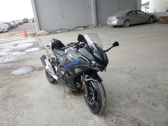 2025 Kawasaki Ex500 A VIN: ML5EXGJ16SDA60083 Lot: 84759245