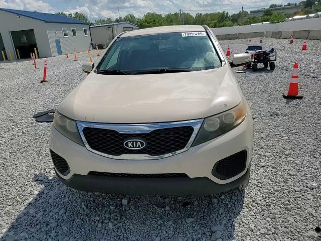 2012 Kia Sorento Base VIN: 5XYKT3A18CG200888 Lot: 70996285