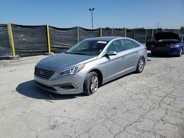 2015 Hyundai Sonata Se VIN: 5NPE24AF7FH235646 Lot: 71197295
