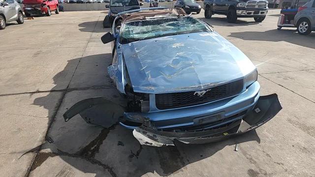 2006 Ford Mustang VIN: 1ZVFT84N265241878 Lot: 81732035