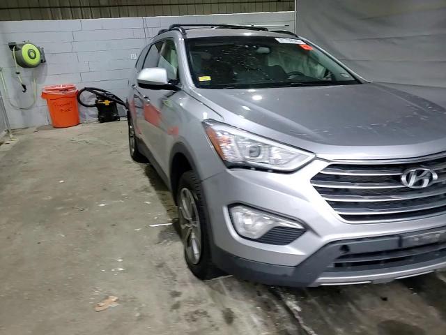 2016 Hyundai Santa Fe Se VIN: KM8SMDHF3GU146212 Lot: 81709945