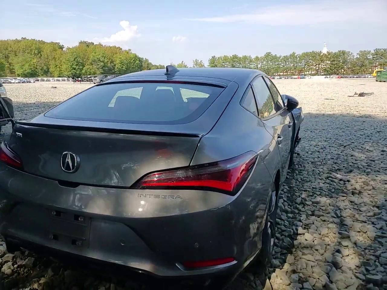 Фото: 19UDE4G72PA015327