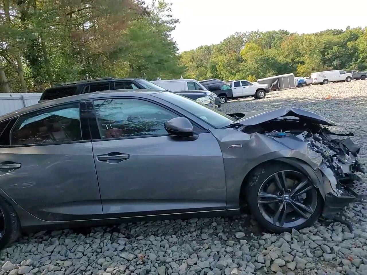 Фото: 19UDE4G72PA015327