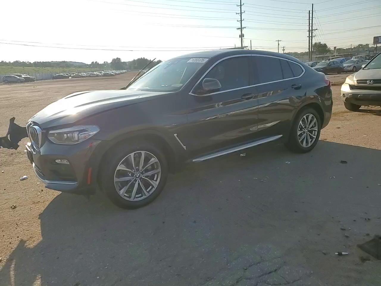 Фото: 5UXUJ3C51KLG51910