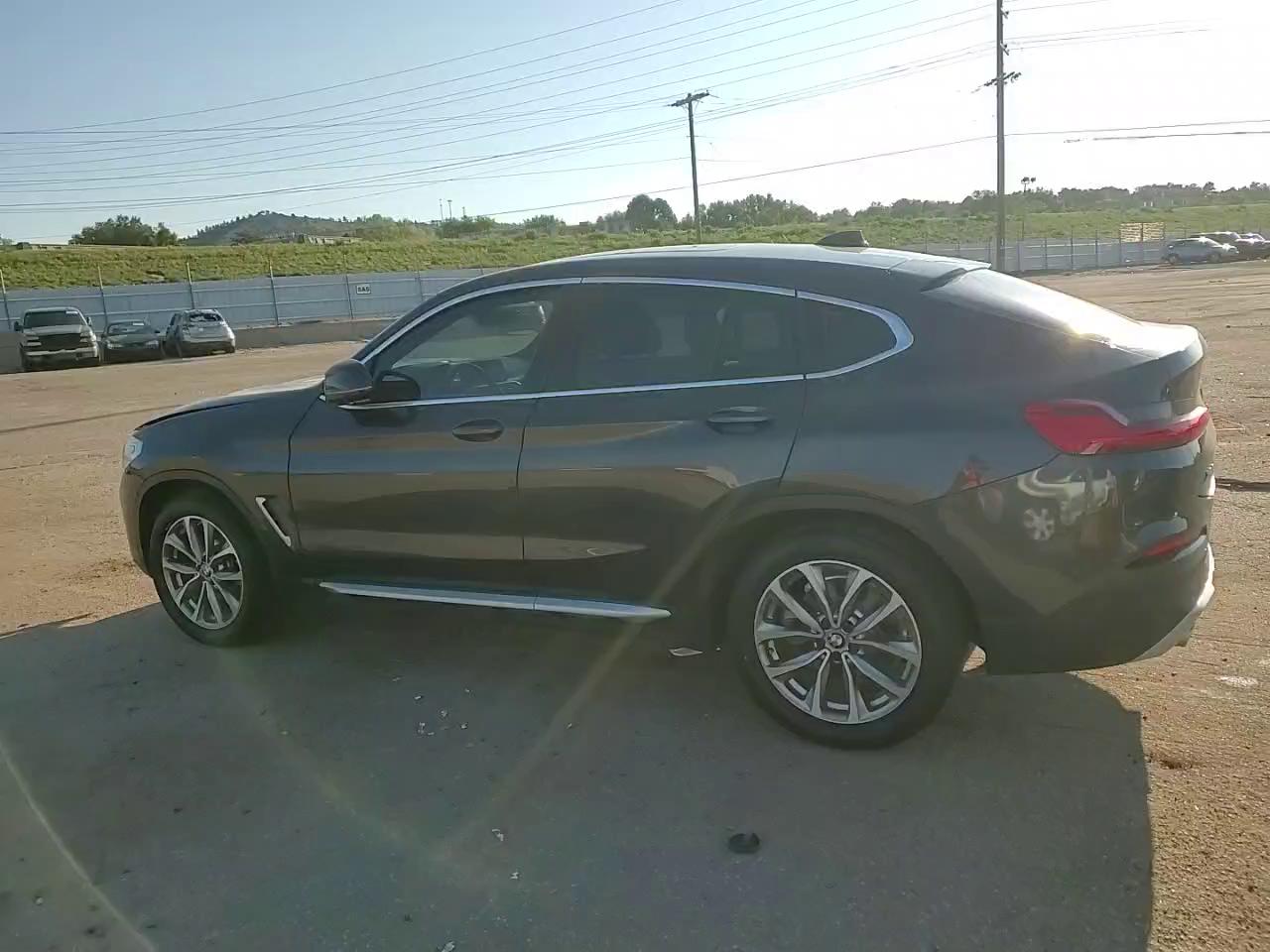 Фото: 5UXUJ3C51KLG51910