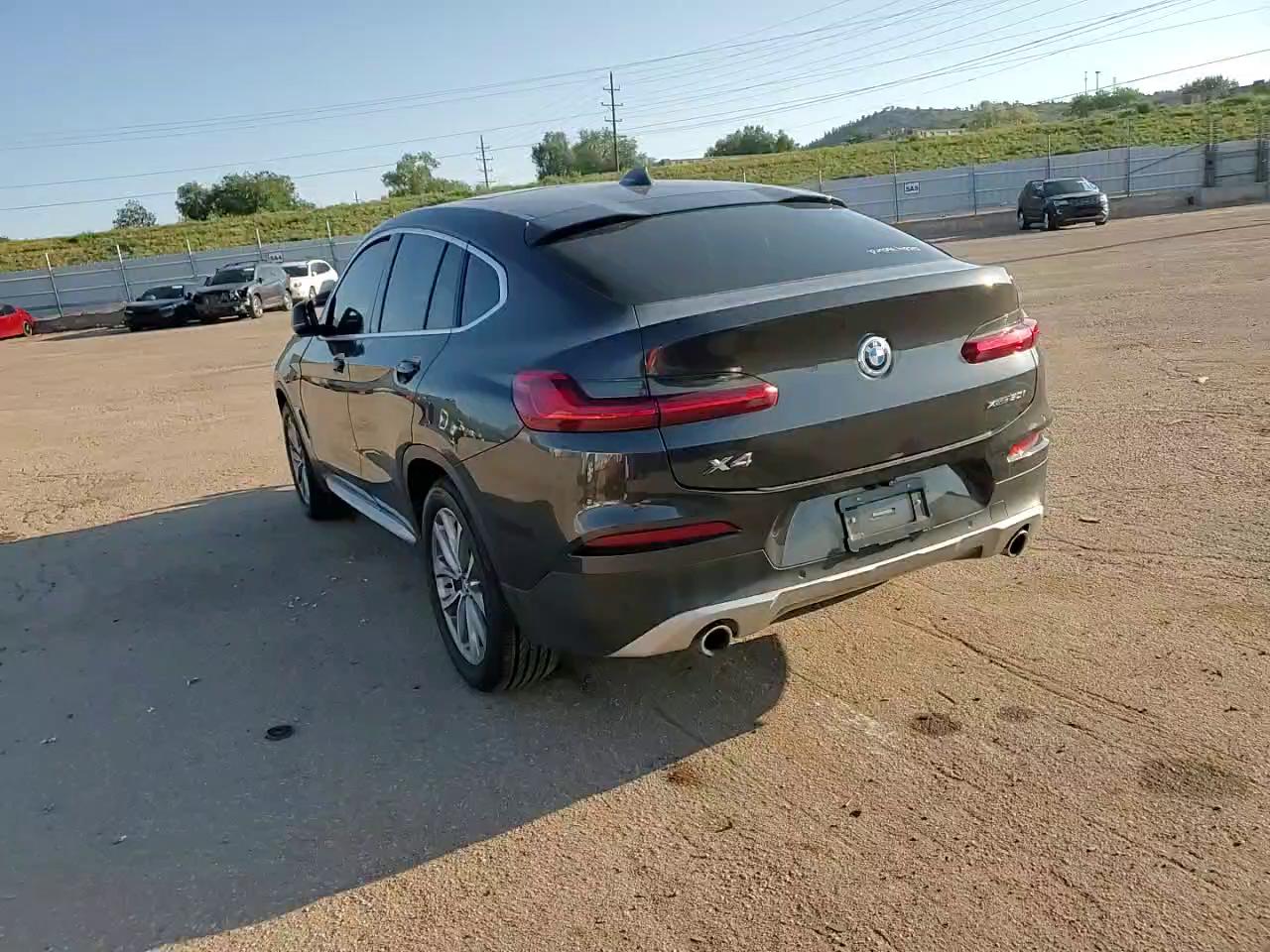 Фото: 5UXUJ3C51KLG51910