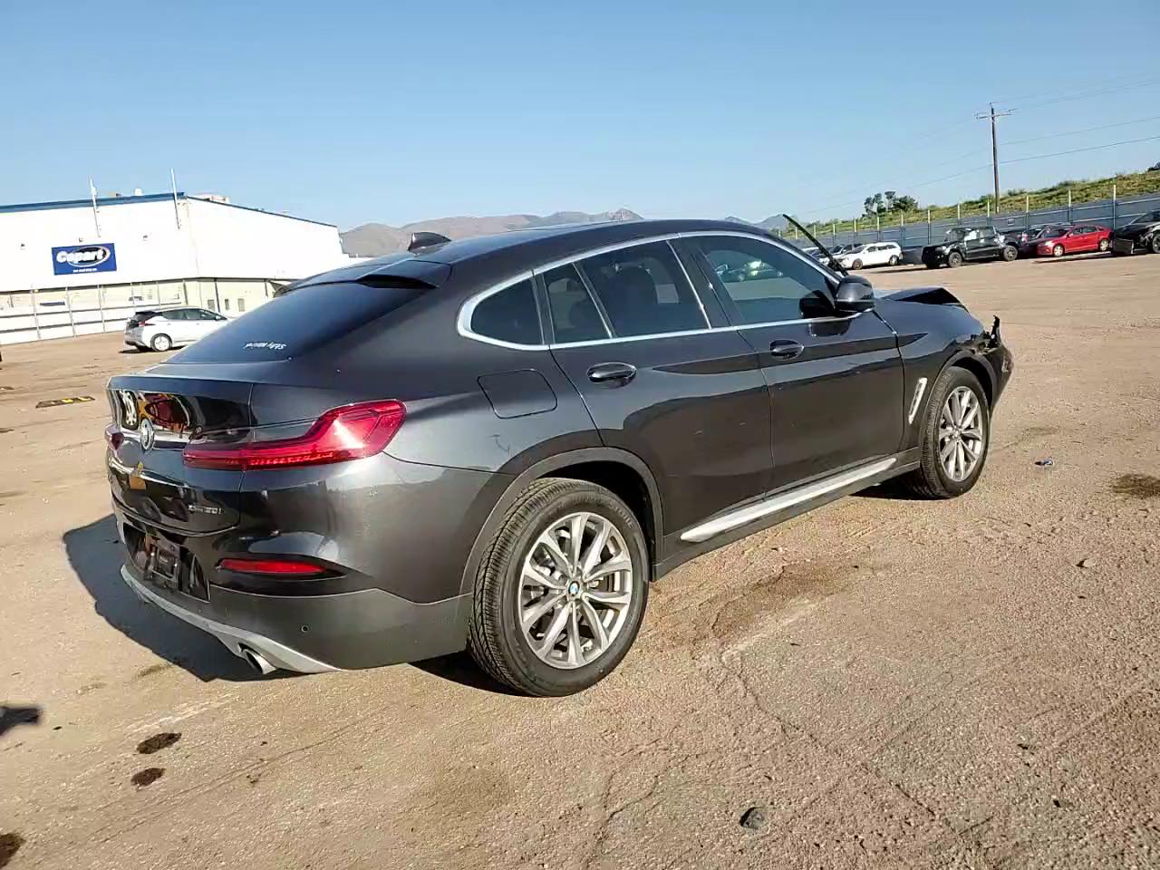 Фото: 5UXUJ3C51KLG51910