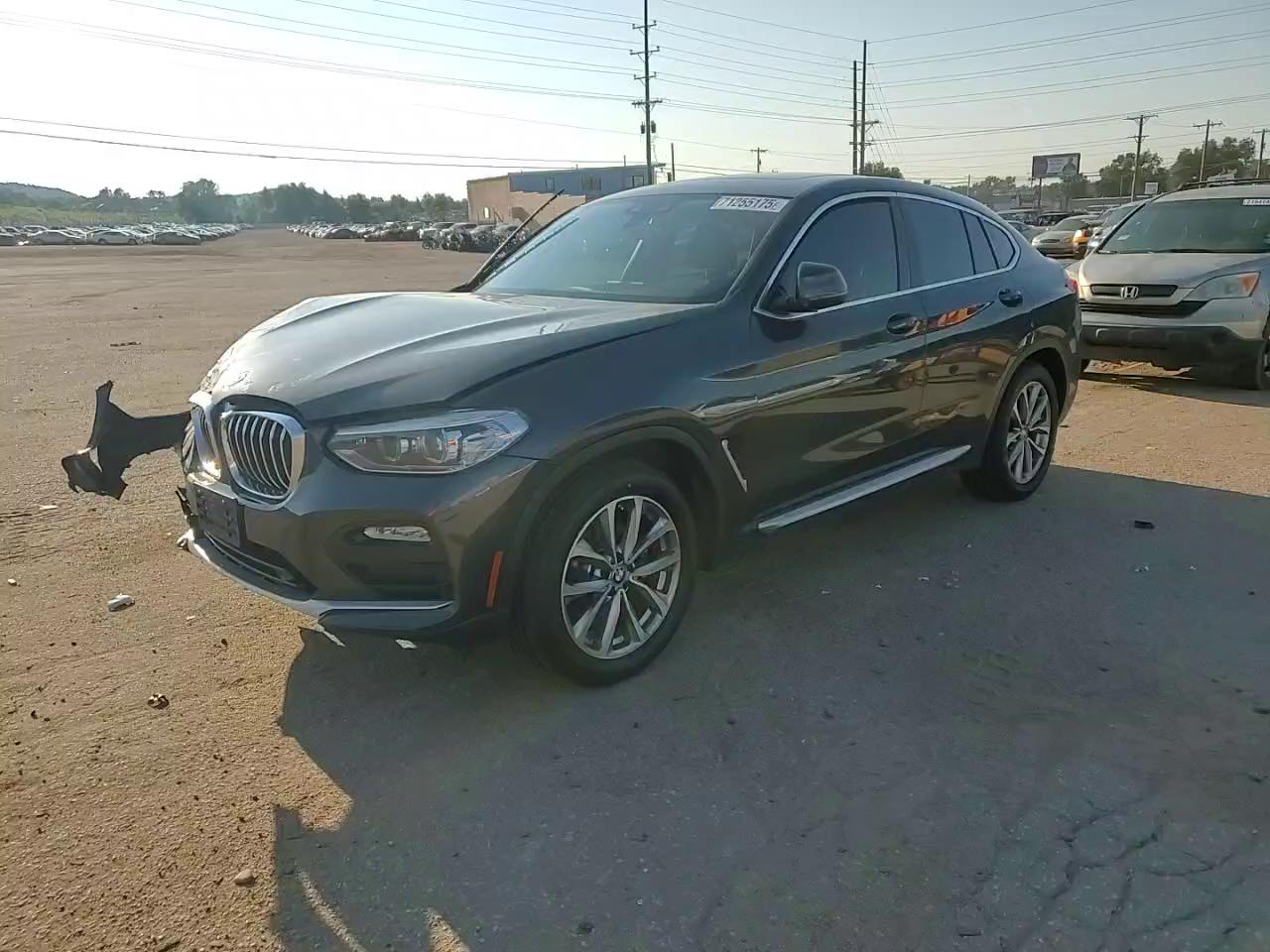 Фото: 5UXUJ3C51KLG51910