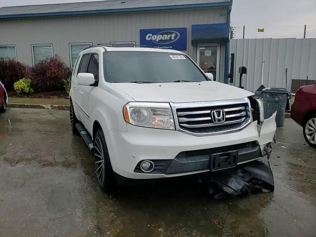 2015 Honda Pilot Touring VIN: 5FNYF3H94FB018551 Lot: 82041355