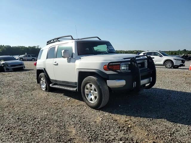 2010 Toyota Fj Cruiser VIN: JTEBU4BF9AK093723 Lot: 84638155