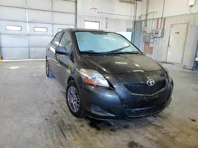 2009 Toyota Yaris VIN: JTDBT903X94049453 Lot: 82104725