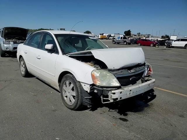2005 Ford Five Hundred Se VIN: 1FAFP23145G188676 Lot: 80740875