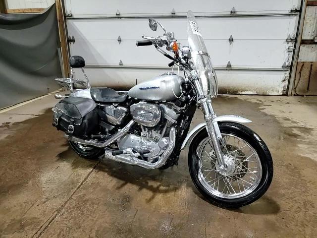 2005 Harley-Davidson Xl883 L VIN: 1HD4CMM1X5K421902 Lot: 80803015
