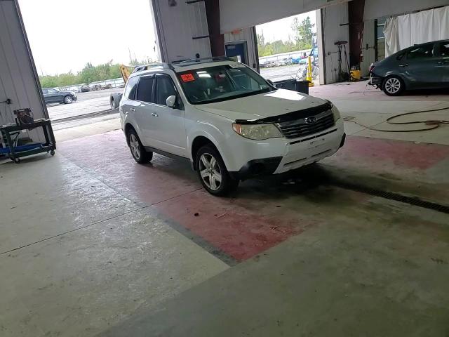 2010 Subaru Forester 2.5X Premium VIN: JF2SH6CC1AH732684 Lot: 83993475