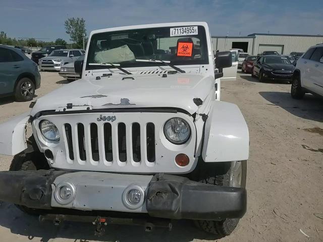 2013 Jeep Wrangler Unlimited Sahara VIN: 1C4BJWEG4DL609630 Lot: 71134955