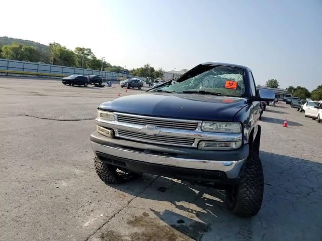 1999 Chevrolet Silverado K1500 VIN: 1GCEK14T2XZ112833 Lot: 80006775