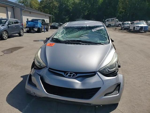 2016 Hyundai Elantra Se VIN: 5NPDH4AE2GH721557 Lot: 81091925