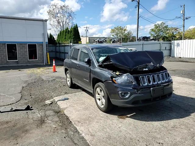 2015 Jeep Compass Latitude VIN: 1C4NJDEB2FD106228 Lot: 82087295