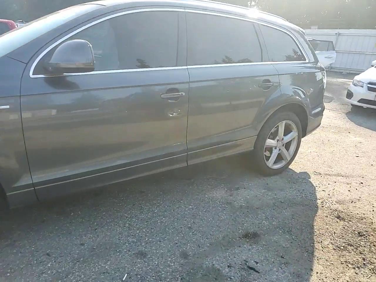 Фото: WA1CV74L99D012546