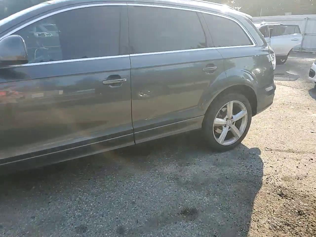 Фото: WA1CV74L99D012546