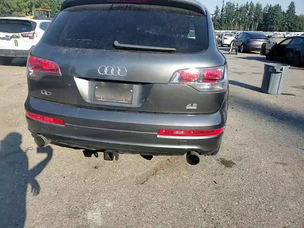 Фото: WA1CV74L99D012546