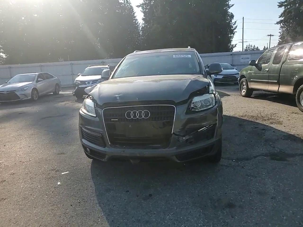 Фото: WA1CV74L99D012546