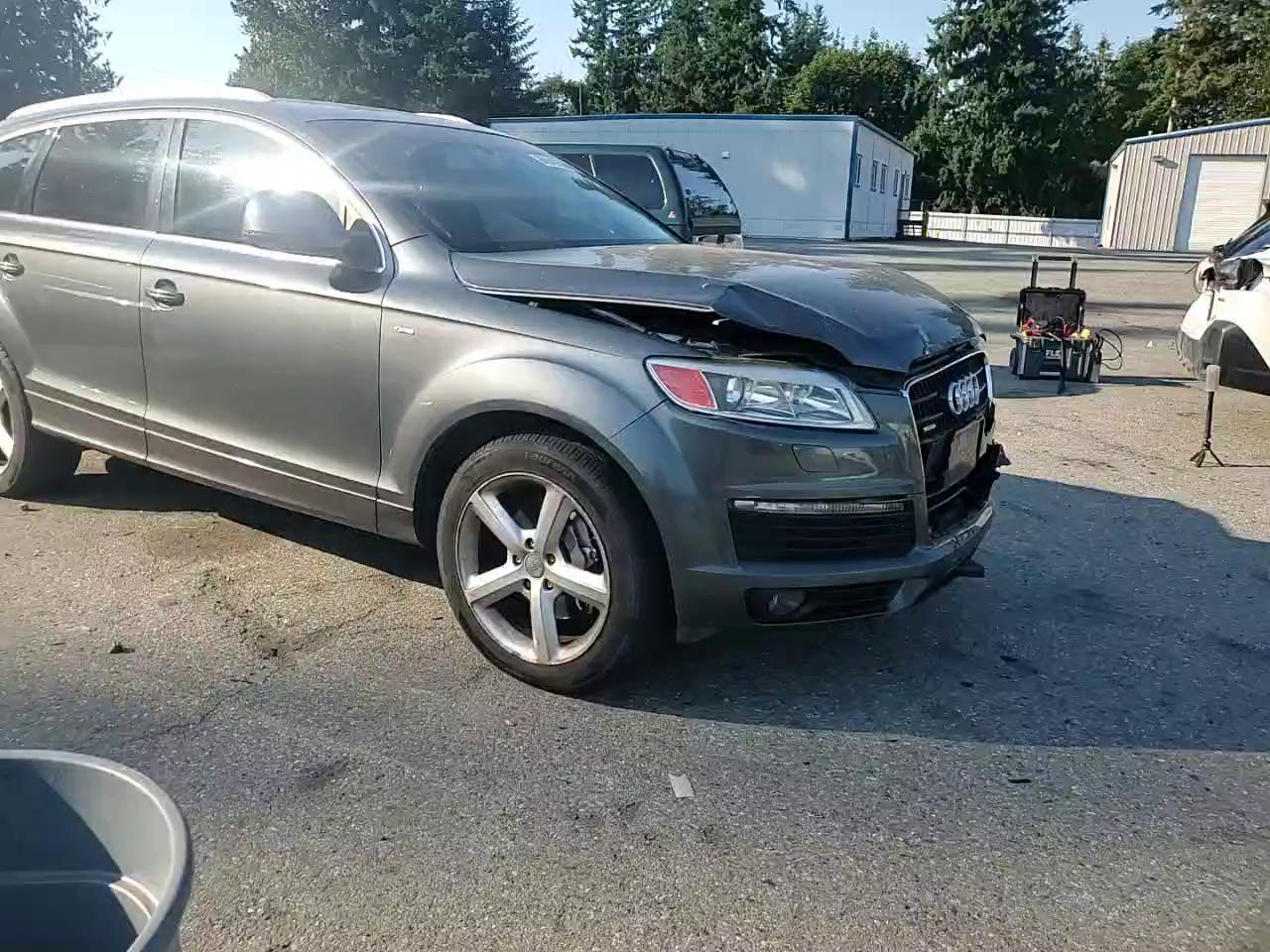 Фото: WA1CV74L99D012546