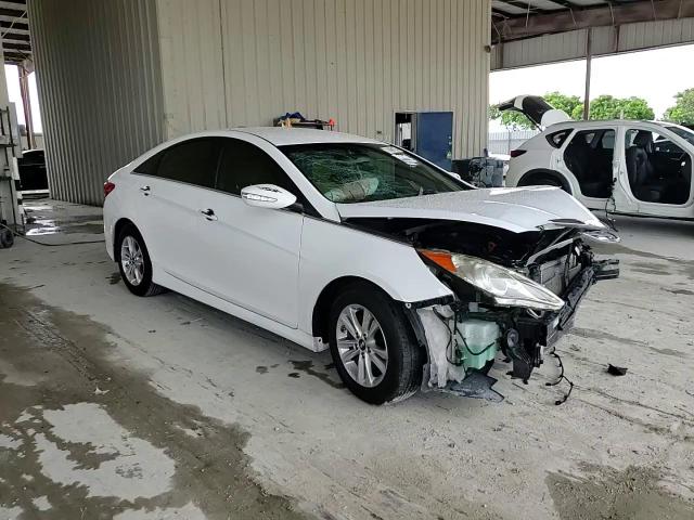 2014 Hyundai Sonata Gls VIN: 5NPEB4AC1EH886470 Lot: 71408105