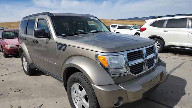 2007 Dodge Nitro Sxt VIN: 1D8GU28K77W660050 Lot: 81660235
