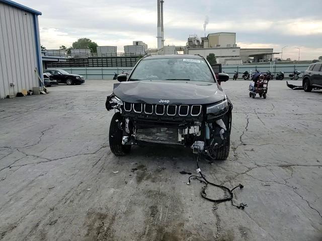 2023 Jeep Compass Latitude Lux VIN: 3C4NJDFN4PT569590 Lot: 84454335