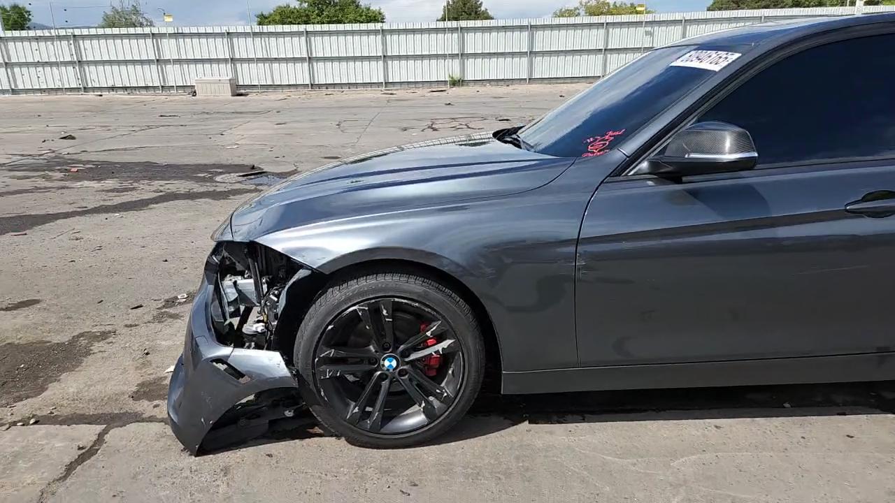 Фото: WBA3B3G50FNT18655