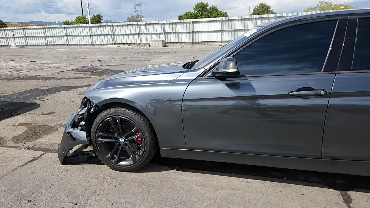 Фото: WBA3B3G50FNT18655