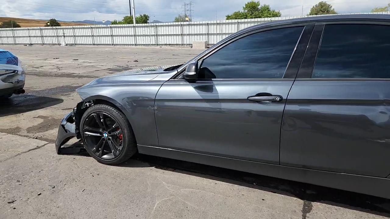 Фото: WBA3B3G50FNT18655