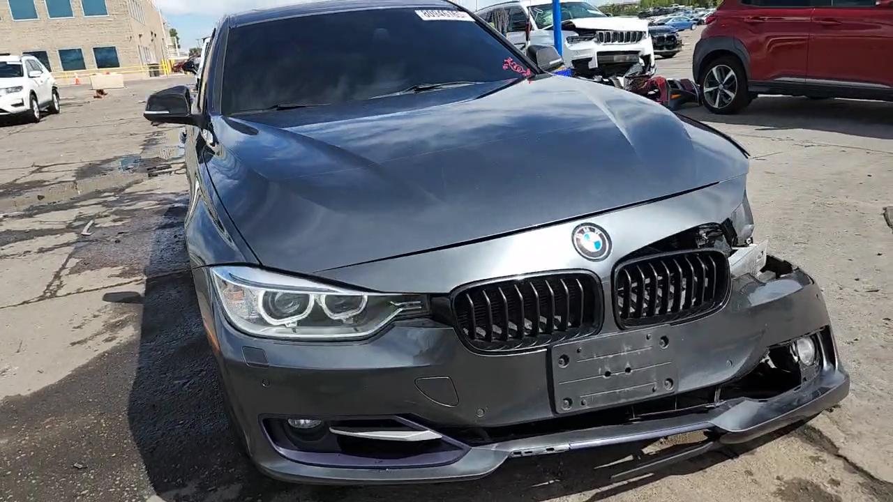 Фото: WBA3B3G50FNT18655