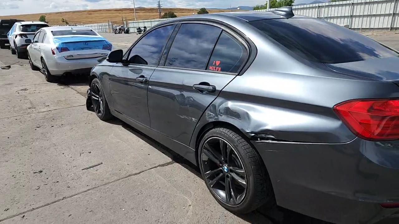 Фото: WBA3B3G50FNT18655