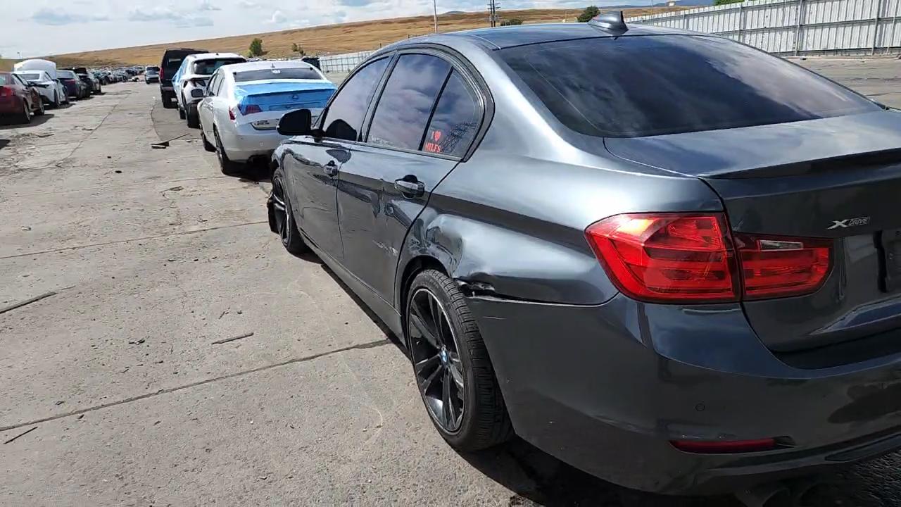 Фото: WBA3B3G50FNT18655