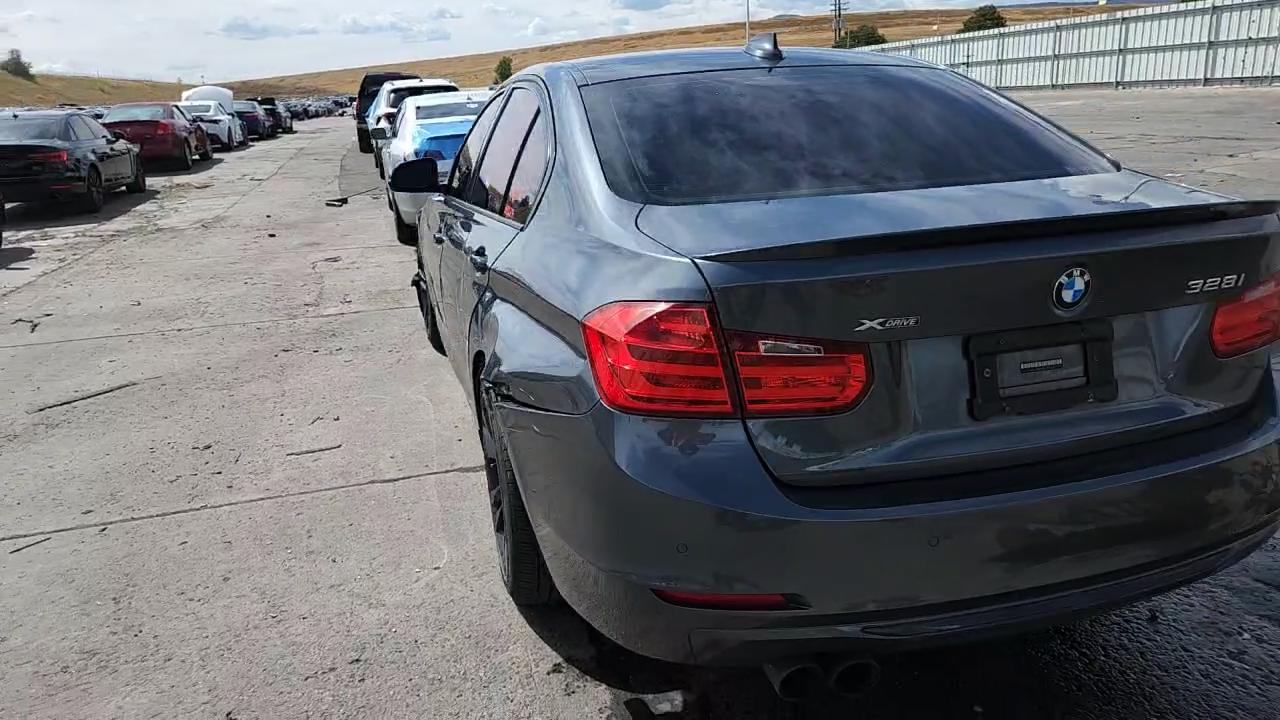 Фото: WBA3B3G50FNT18655