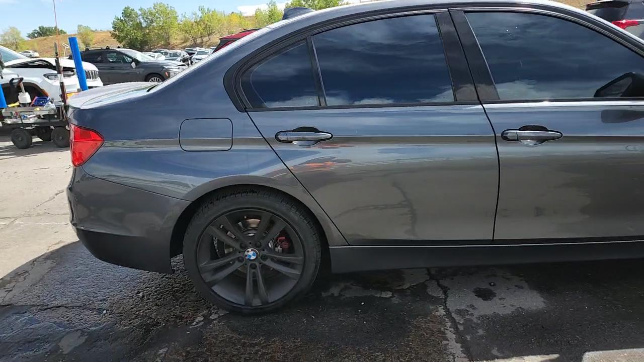 Фото: WBA3B3G50FNT18655