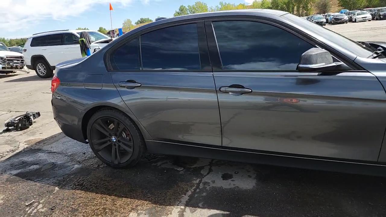 Фото: WBA3B3G50FNT18655