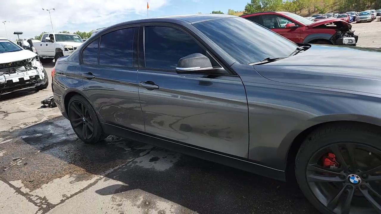 Фото: WBA3B3G50FNT18655