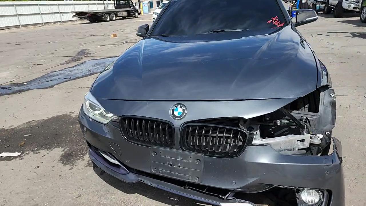 Фото: WBA3B3G50FNT18655