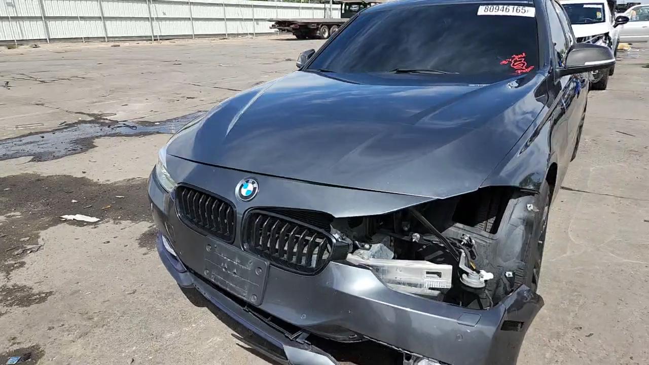 Фото: WBA3B3G50FNT18655