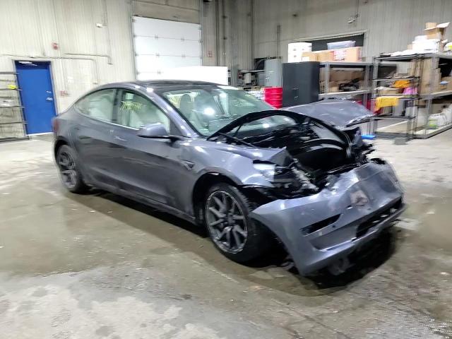 2018 Tesla Model 3 VIN: 5YJ3E1EB4JF099469 Lot: 71409995