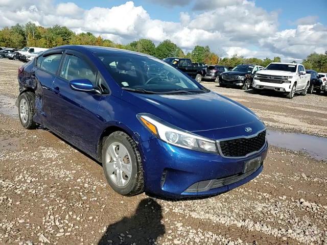 2018 Kia Forte Lx VIN: 3KPFK4A7XJE215806 Lot: 81867855