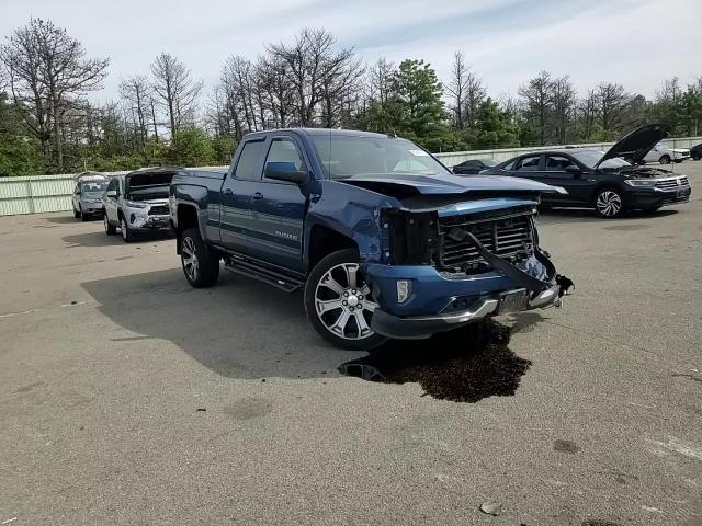 2018 Chevrolet Silverado K1500 Lt VIN: 1GCVKREC0JZ169343 Lot: 83843755
