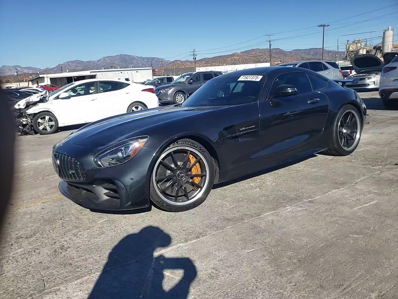 Фото: WDDYJ7KA1JA017258