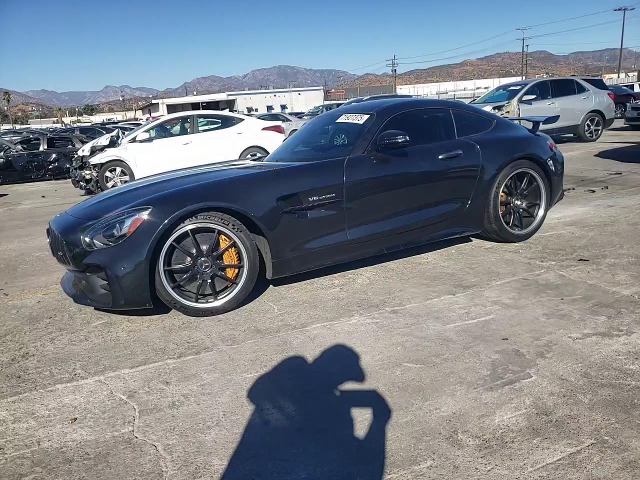 Фото: WDDYJ7KA1JA017258