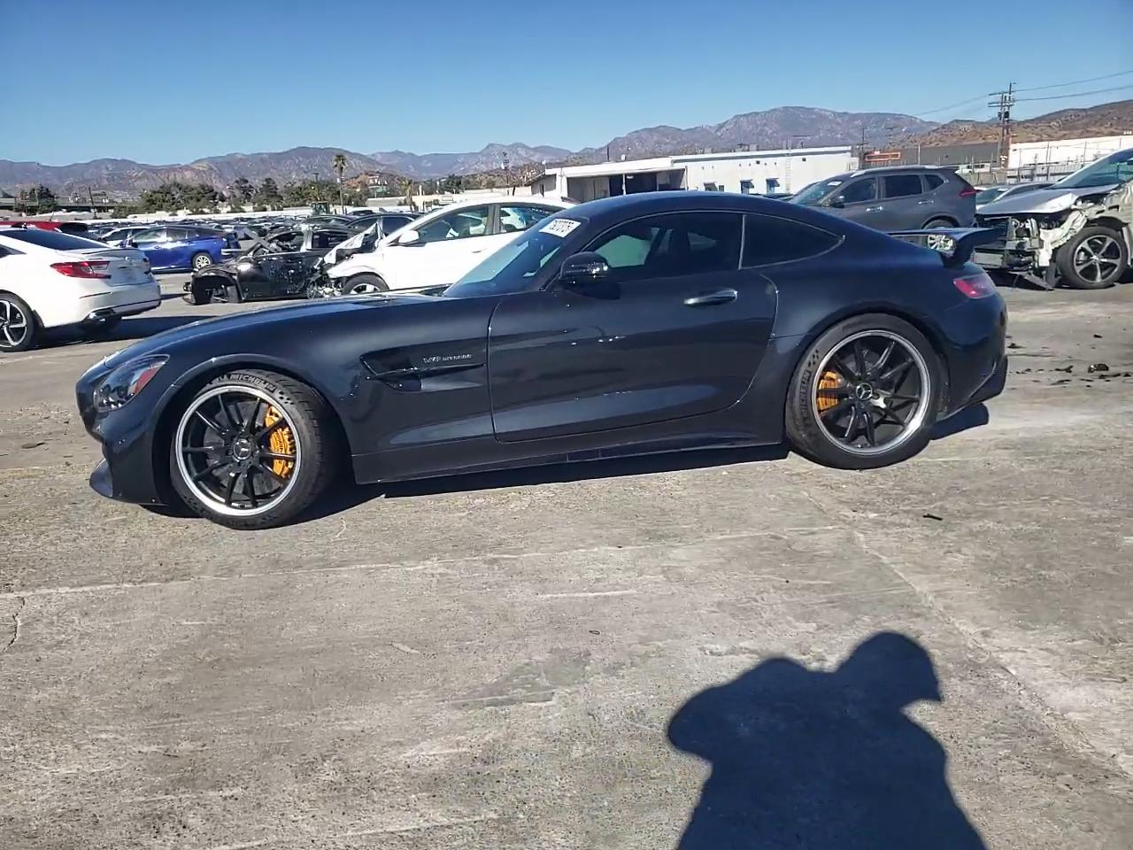 Фото: WDDYJ7KA1JA017258