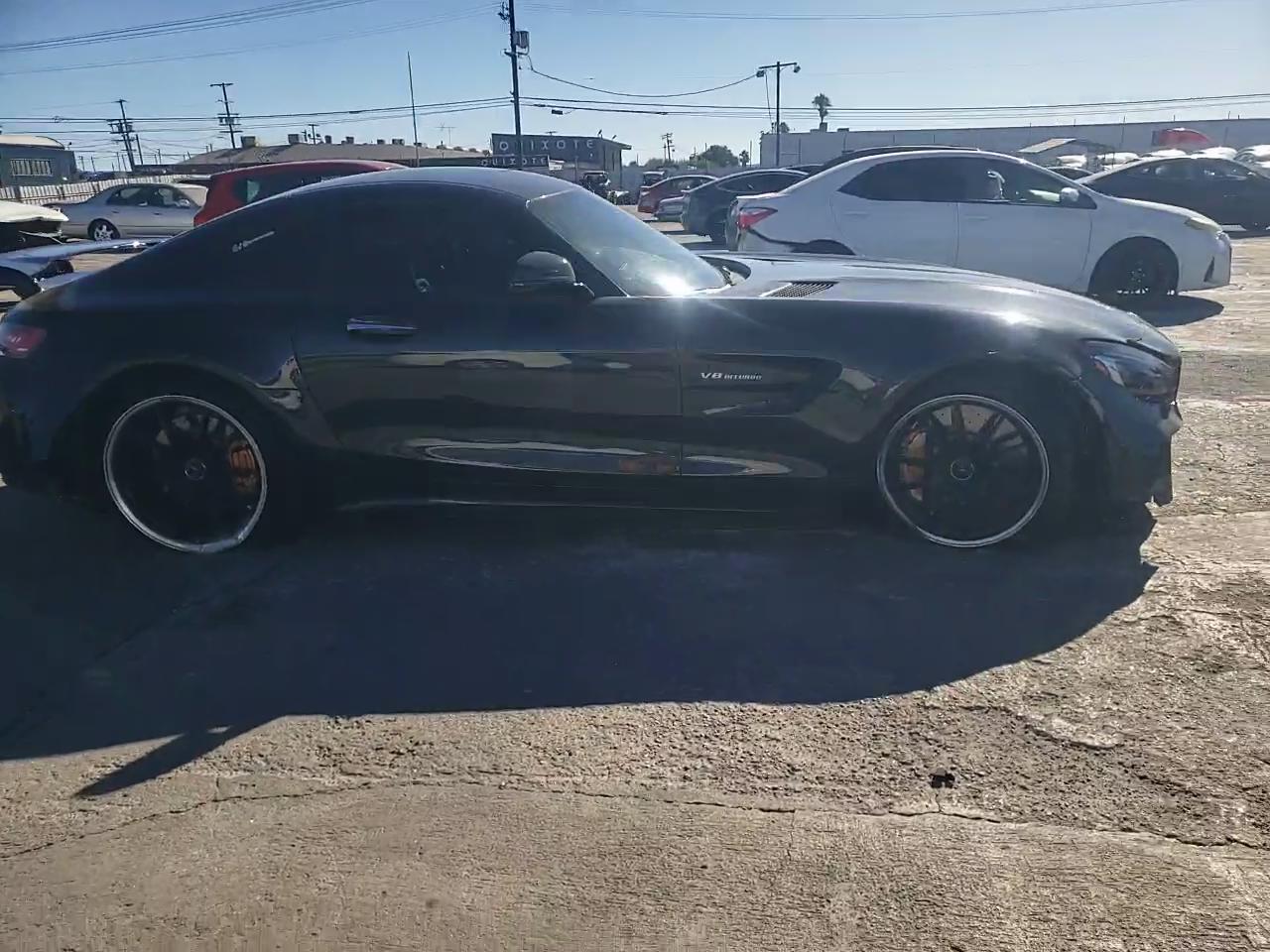 Фото: WDDYJ7KA1JA017258