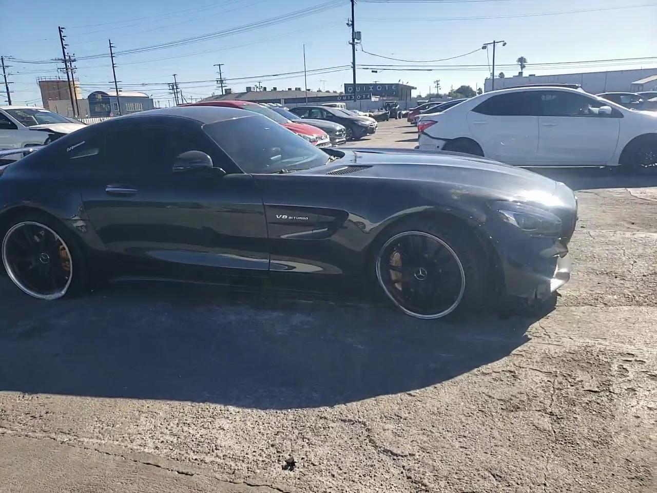 Фото: WDDYJ7KA1JA017258